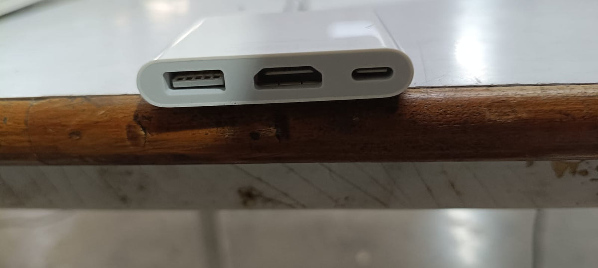 Refurbished Apple USB-C Digital AV Multiport Adapter, actual unit ports